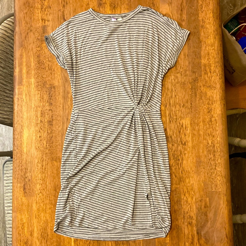 Short Stripe Body Dress